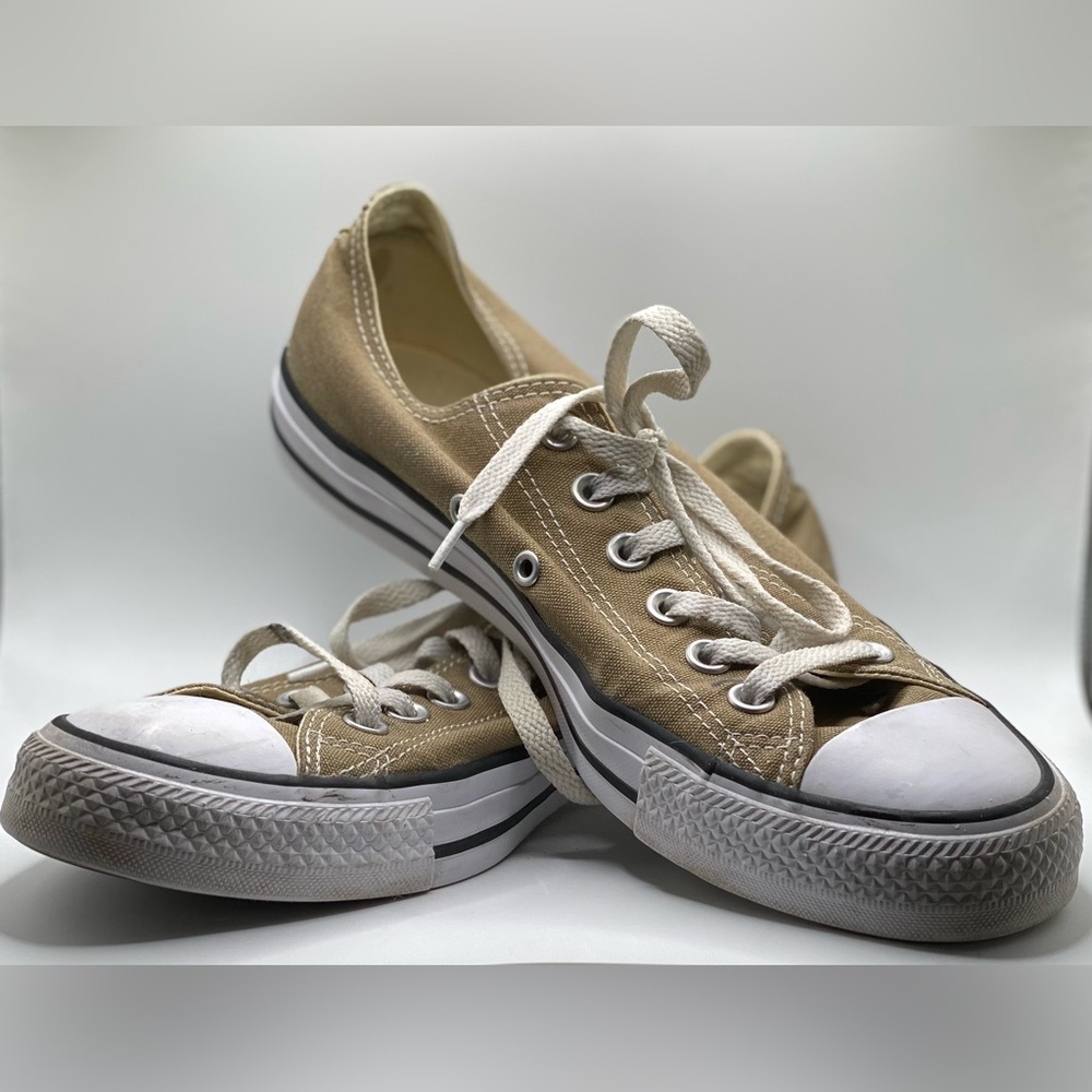 Classic Taupe Low Top Chuck Taylor All Star Converse
